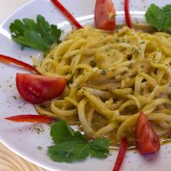 Ananas - petržel - "pasta"