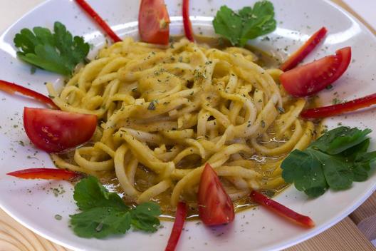 Ananas - petržel - "pasta"